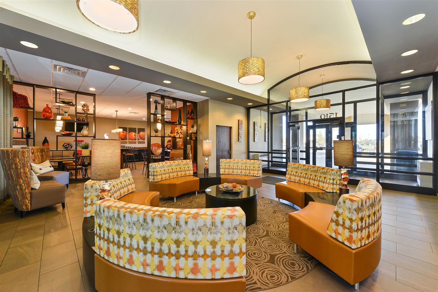 Revel Hotel Minot - Surestay Collection By Best Western Ngoại thất bức ảnh