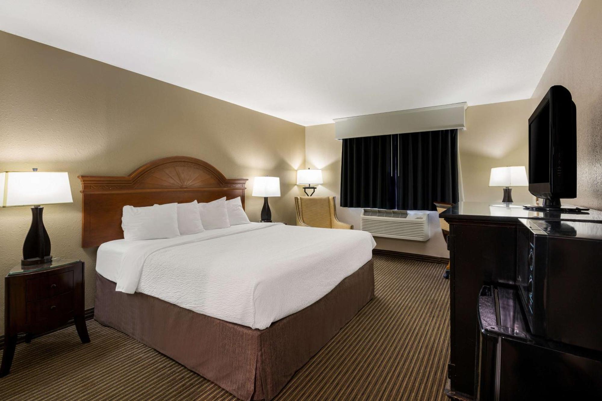 Revel Hotel Minot - Surestay Collection By Best Western Ngoại thất bức ảnh