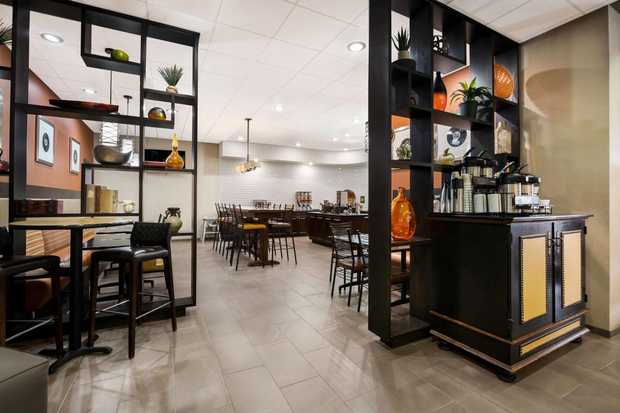 Revel Hotel Minot - Surestay Collection By Best Western Ngoại thất bức ảnh